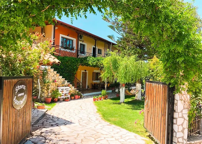 アパート Stavros *