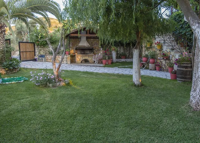 アパート Stavros *